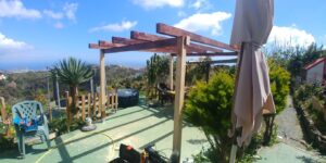 ejemplo de madera sostenible en el exterior